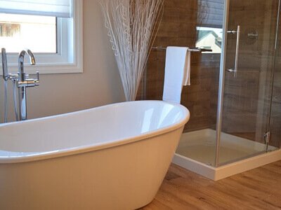 Star West Plumbing Modern Tub and Shower